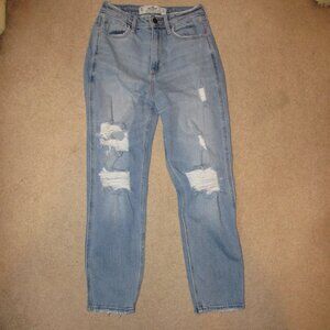 EUC Hollister Curvy High-Rise Mom Jean Medium  Wash Vintage Stretch W24 L25